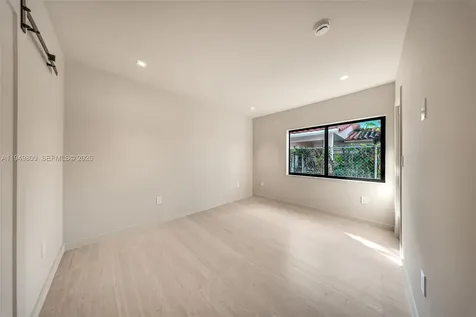 2625 SW 32nd Court Miami FL 33133