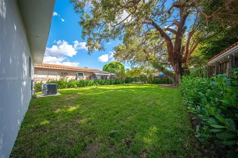 2625 SW 32nd Court Miami FL 33133