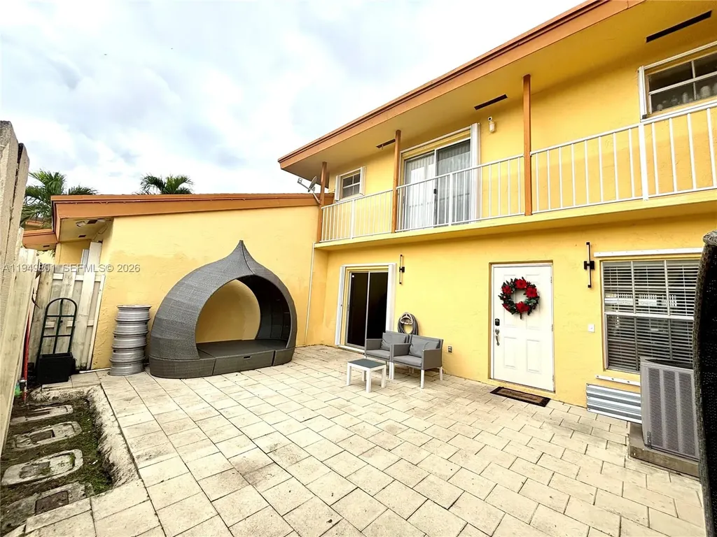 8384 SW 154th Avenue Miami FL 33193