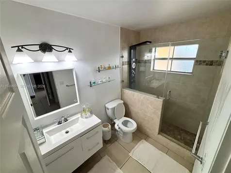 8384 SW 154th Avenue Miami FL 33193