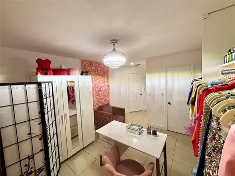 8384 SW 154th Avenue Miami FL 33193