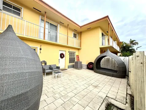 8384 SW 154th Avenue Miami FL 33193