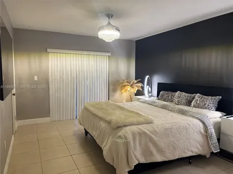 8384 SW 154th Avenue Miami FL 33193