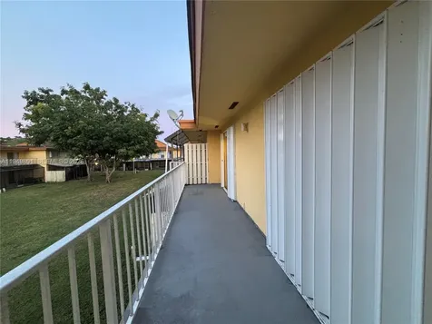 8384 SW 154th Avenue Miami FL 33193