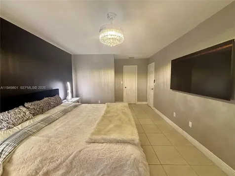 8384 SW 154th Avenue Miami FL 33193