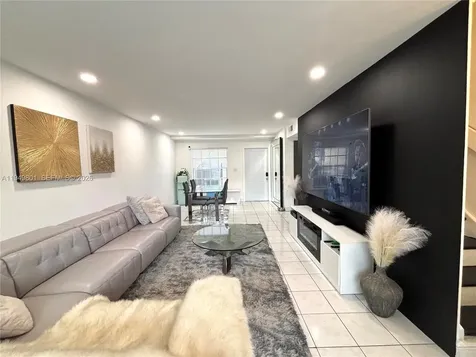 8384 SW 154th Avenue Miami FL 33193