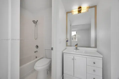 390 NW 86th Court Miami FL 33126