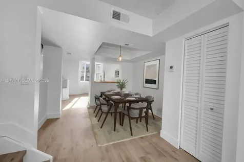 390 NW 86th Court Miami FL 33126
