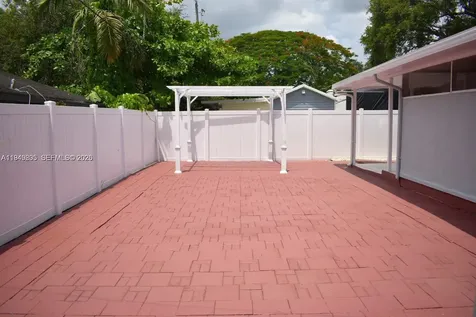 6120 Hayes Street Hollywood FL 33024