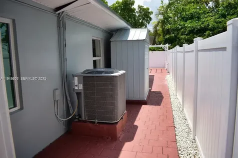 6120 Hayes Street Hollywood FL 33024