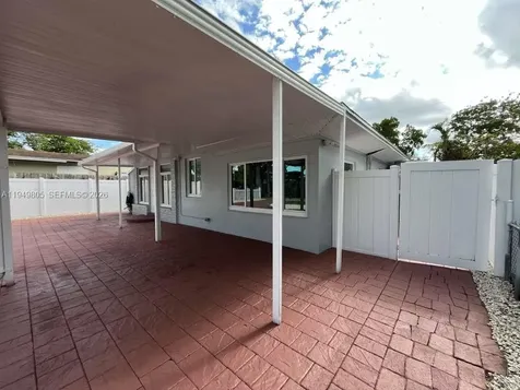 6120 Hayes Street Hollywood FL 33024