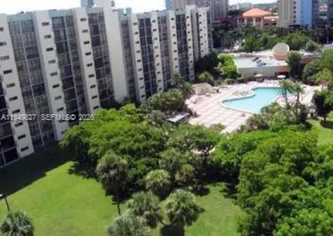 17021 N Bay Road Sunny Isles Beach FL 33160