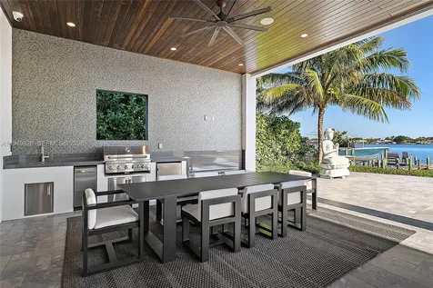 9 Bamboo Lane Jupiter FL 33458