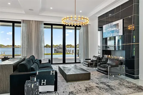 9 Bamboo Lane Jupiter FL 33458