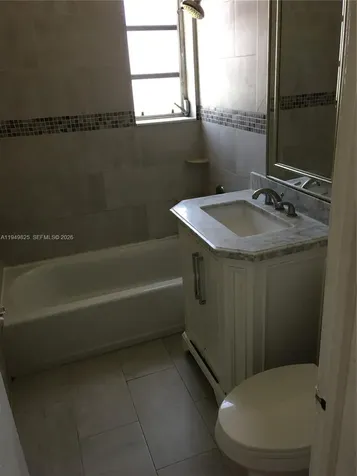 661 SW 11th Street Miami FL 33129