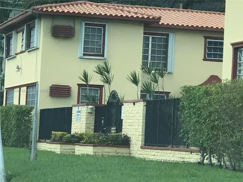 661 SW 11th Street Miami FL 33129
