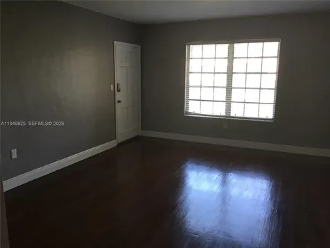 661 SW 11th Street Miami FL 33129