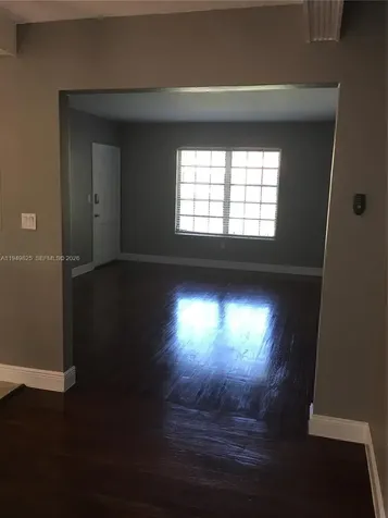 661 SW 11th Street Miami FL 33129