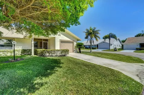 3212 S Anthony Circle S West Palm Beach FL 33417