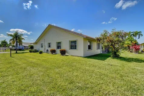 3212 S Anthony Circle S West Palm Beach FL 33417