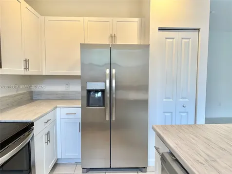 21050 NE 8th Avenue Miami FL 33179