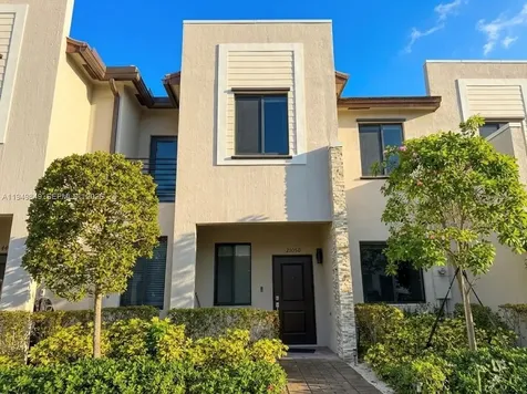 21050 NE 8th Avenue Miami FL 33179