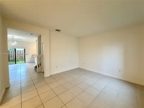 21050 NE 8th Avenue Miami FL 33179