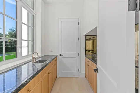 5940 SW 100th Terrace Pinecrest FL 33156