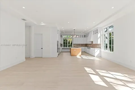 5940 SW 100th Terrace Pinecrest FL 33156