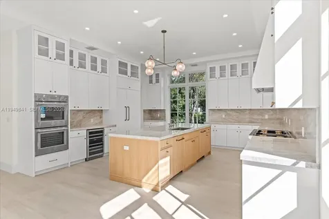 5940 SW 100th Terrace Pinecrest FL 33156