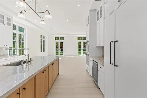 5940 SW 100th Terrace Pinecrest FL 33156