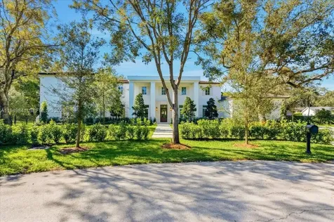 5940 SW 100th Terrace Pinecrest FL 33156