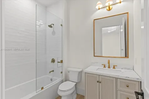 5940 SW 100th Terrace Pinecrest FL 33156