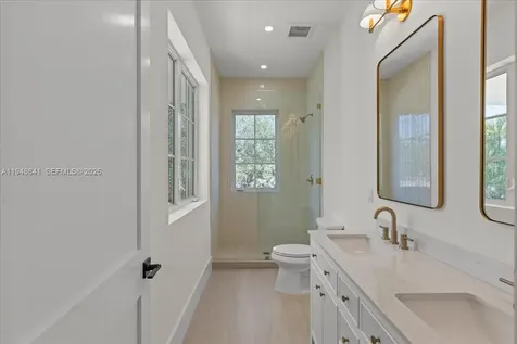 5940 SW 100th Terrace Pinecrest FL 33156