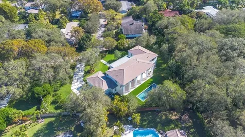 5940 SW 100th Terrace Pinecrest FL 33156