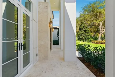 5940 SW 100th Terrace Pinecrest FL 33156