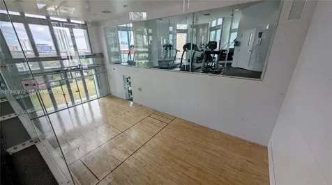 350 S Miami Avenue Miami FL 33130
