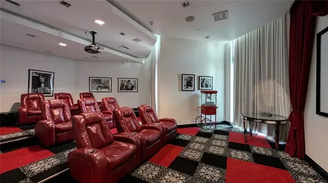 350 S Miami Avenue Miami FL 33130