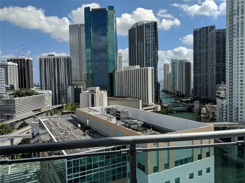 350 S Miami Avenue Miami FL 33130