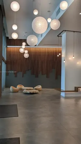 350 S Miami Avenue Miami FL 33130