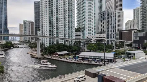 350 S Miami Avenue Miami FL 33130
