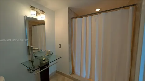 350 S Miami Avenue Miami FL 33130