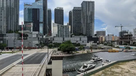 350 S Miami Avenue Miami FL 33130
