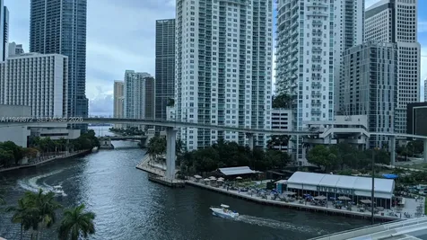 350 S Miami Avenue Miami FL 33130
