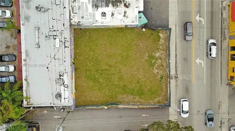 2219 NW 28th Street Miami FL 33142
