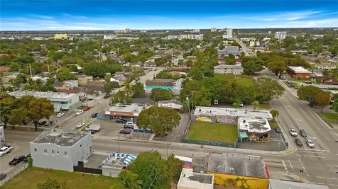 2219 NW 28th Street Miami FL 33142