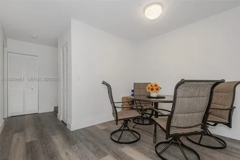 1501 NW 90th Way Pembroke Pines FL 33024