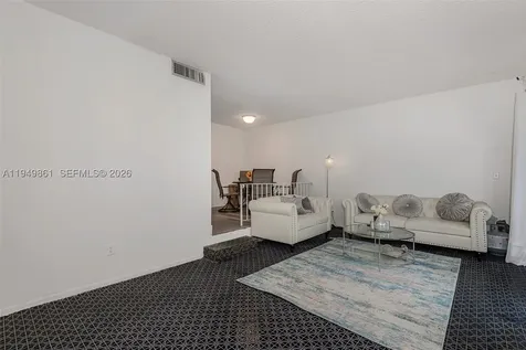 1501 NW 90th Way Pembroke Pines FL 33024