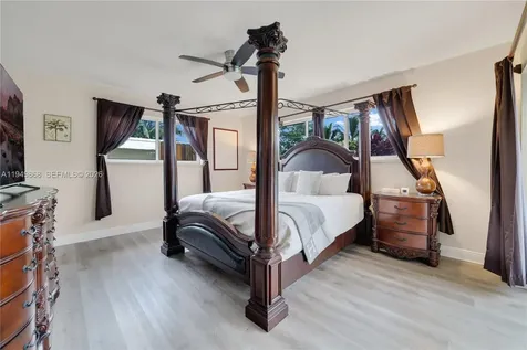 1155 S Biscayne Point Road Miami Beach FL 33141