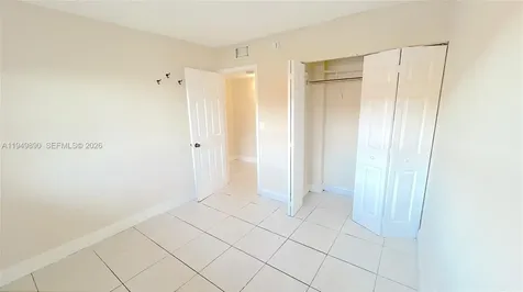 5461 W 24th Avenue Hialeah FL 33016